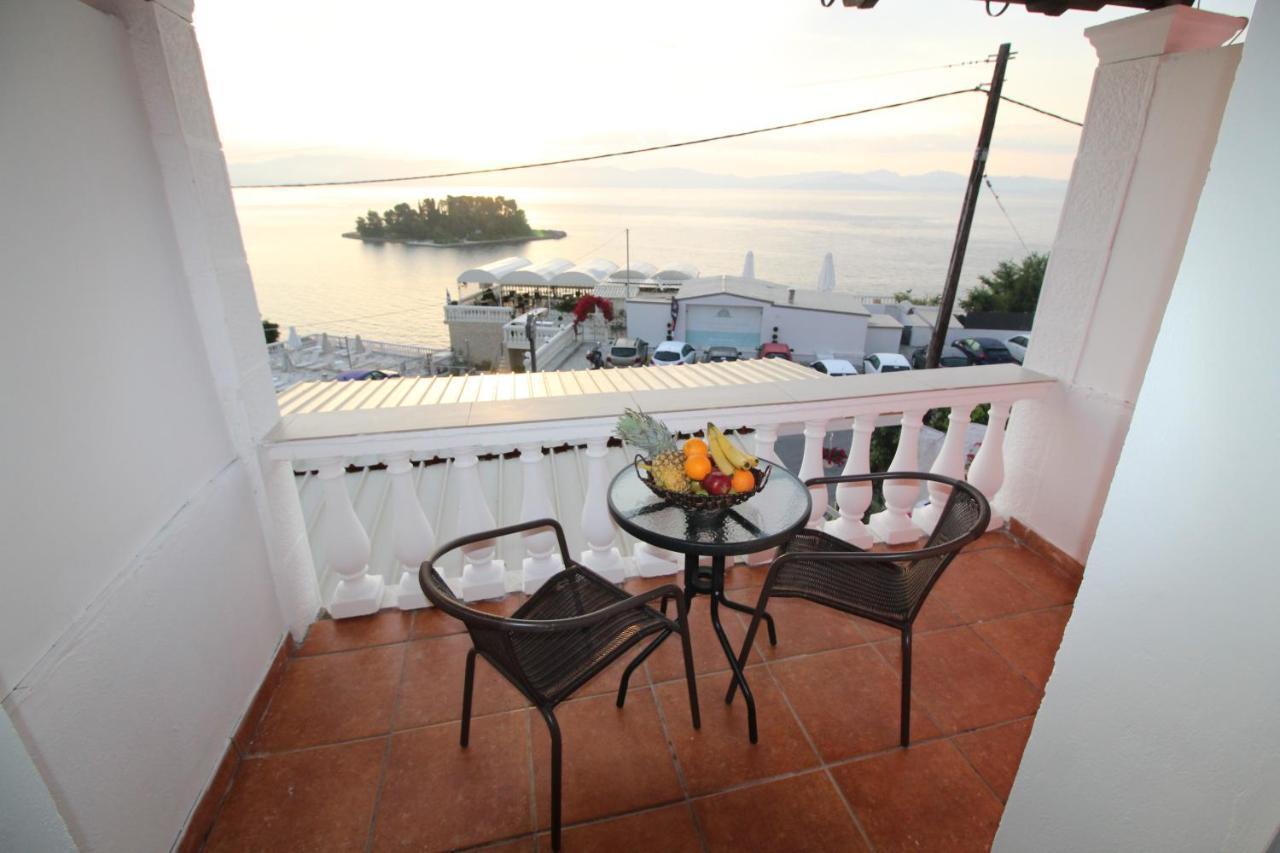 Batis Breeze Bed and Breakfast Perama  Eksteriør billede