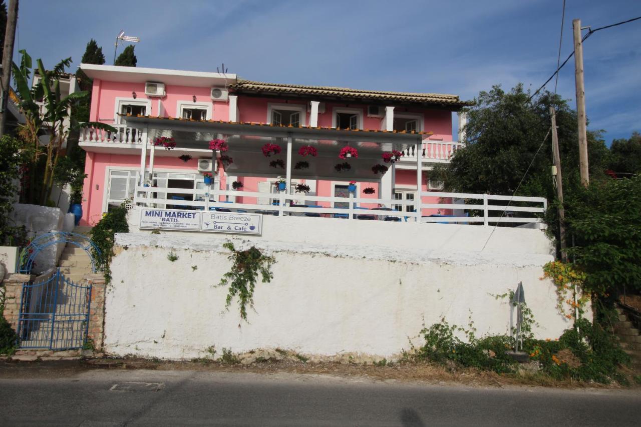 Batis Breeze Bed and Breakfast Perama  Eksteriør billede